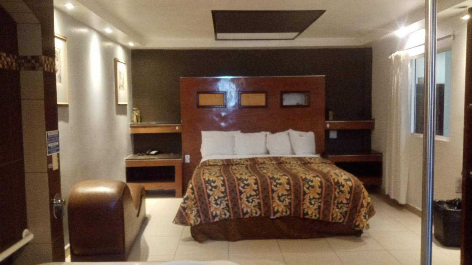 Hotel Tapatio Tijuana Buitenkant foto